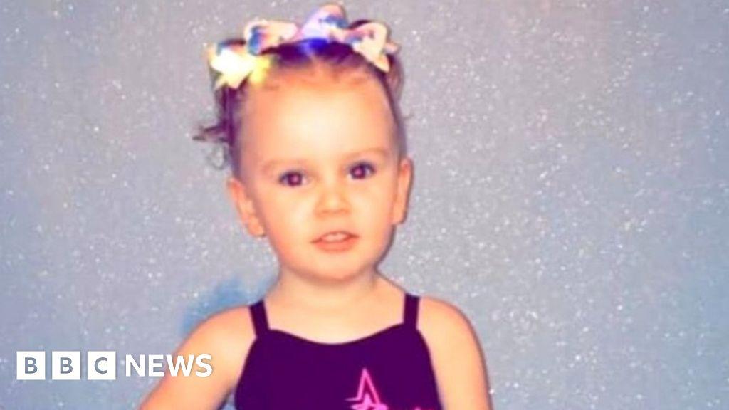 Parents of girl, 3, killed in Fife crash to sue driver
