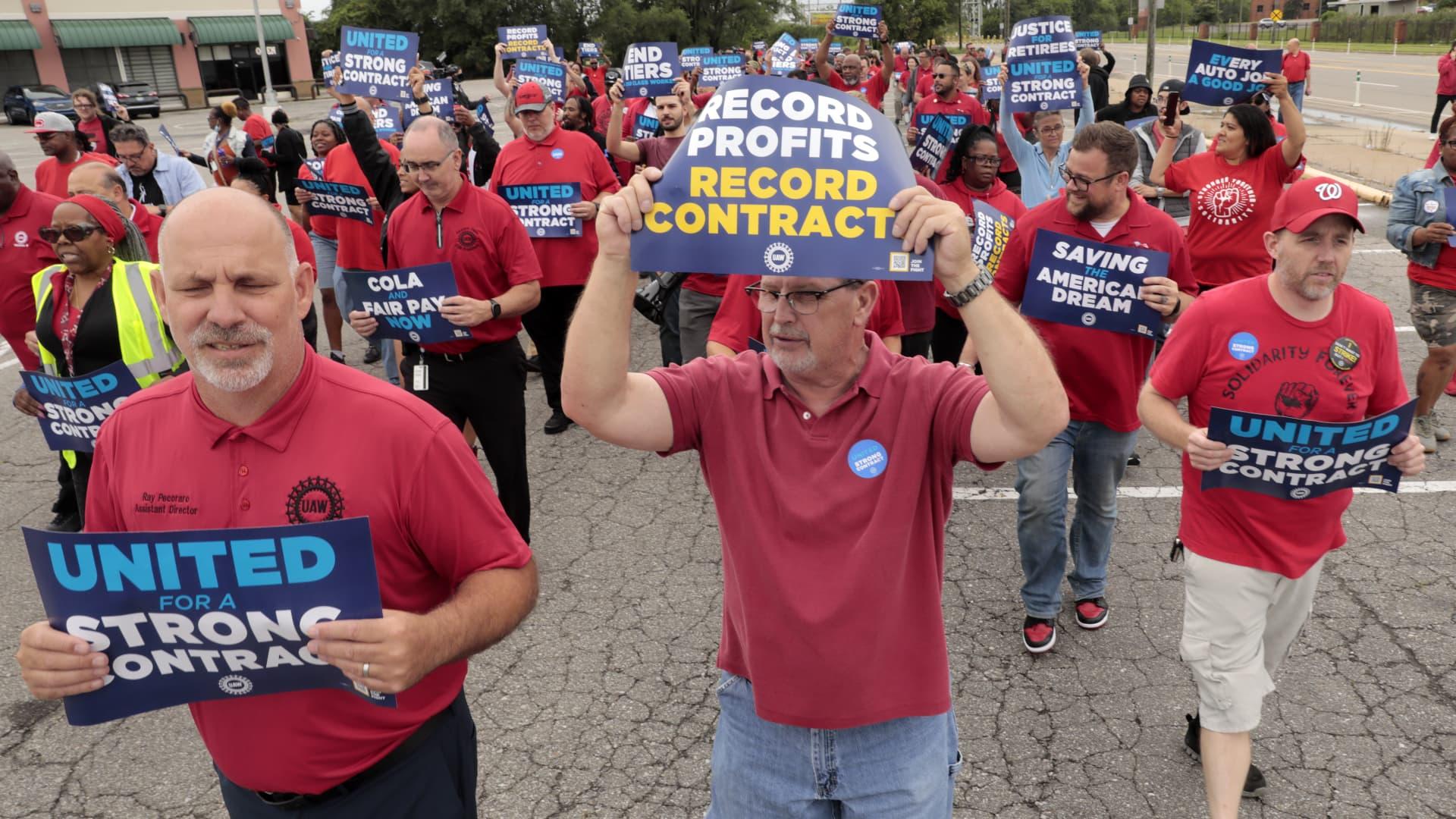 Why Stellantis could face a longer strike than Ford or GM