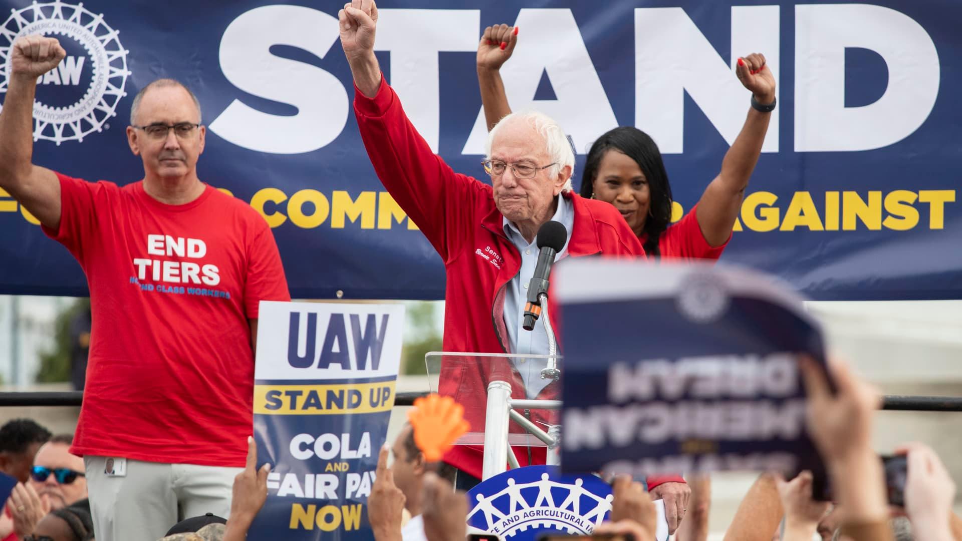 Sen. Bernie Sanders calls out automaker CEOs at UAW strike rally: ‘It is time for you to end your greed’