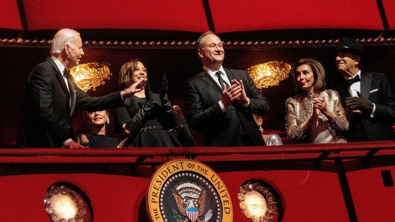 Paul Pelosi attends Kennedy Center Honors in first public appearance since attack 