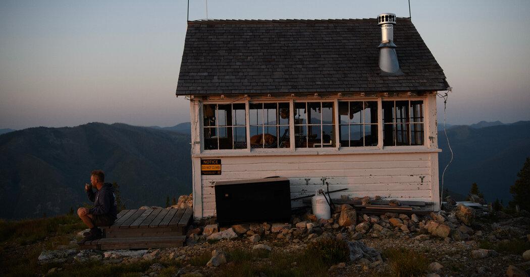 How to Spot a Wildfire: Weighing Fire Lookouts and Technology