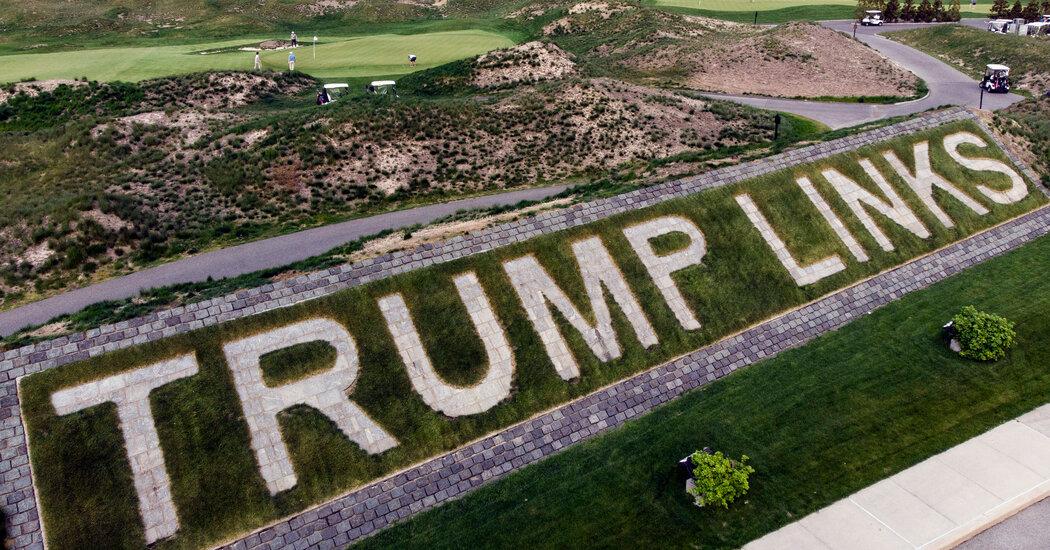 Trump Name to Come Off Bronx Golf Course After Deal With Casino Bidder