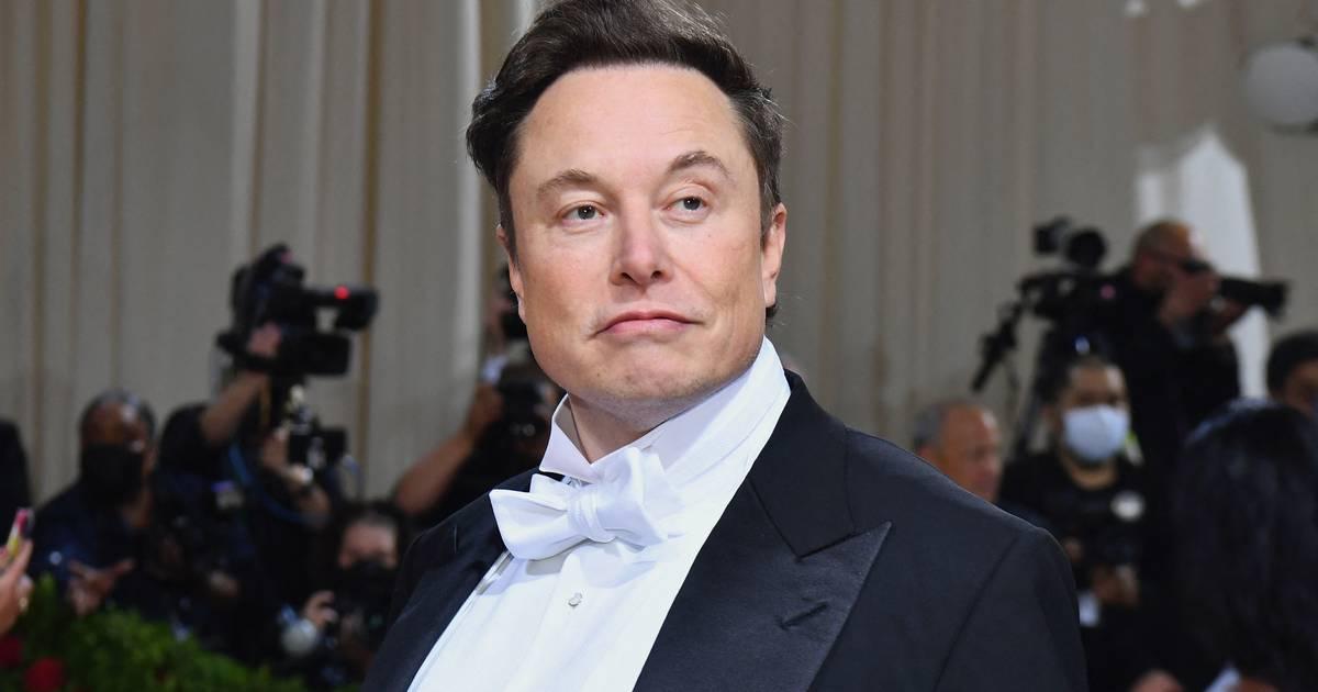 Elon Musk orders Tesla, SpaceX employees to return to office, or else