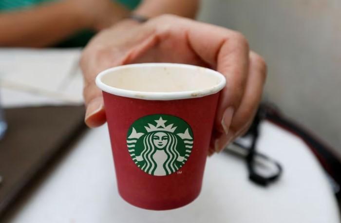 Apollo in talks for AlShaya Starbucks franchise, sources say 