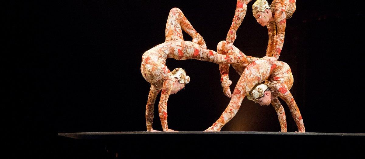 Cirque du Soleil: Twas The Night Before - Boston