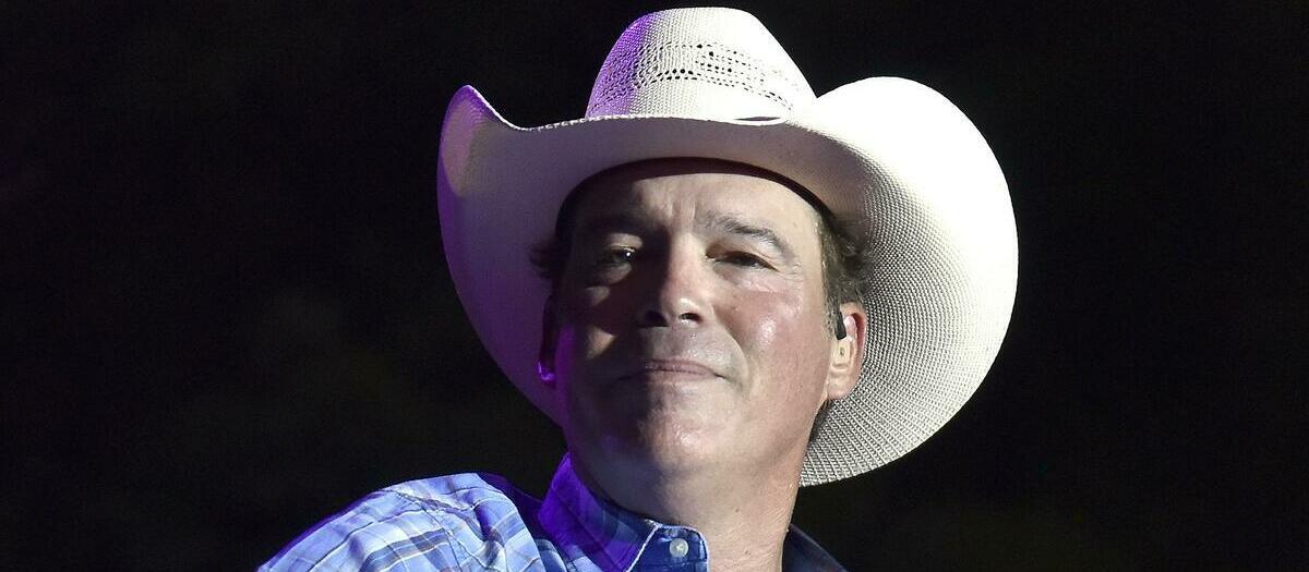Clay Walker with Tracy Lawrence