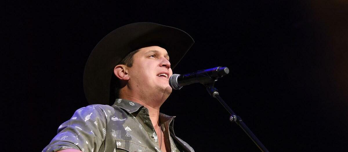 Jon Pardi with Lainey Wilson and Hailey Whitters